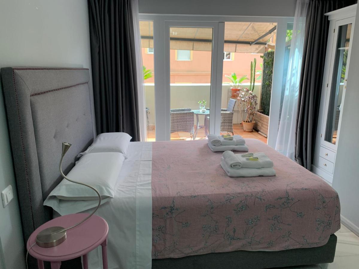 Kentia Rooms Малага Экстерьер фото