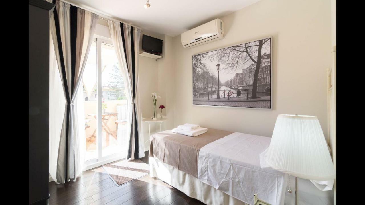 Kentia Rooms Малага Экстерьер фото